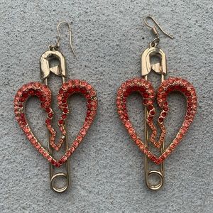 Heart break earrings